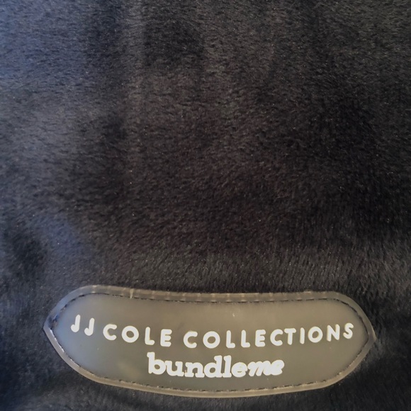 JJ Cole BundleMe for infant, black exterior white shearling, EUC - Picture 5 of 5